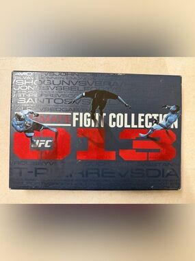 UFC Fight Collection Collector Box in Blue, Red, White